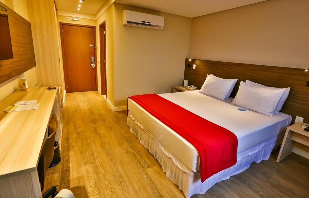Ibiza Plaza Hotel Anápolis エクステリア 写真